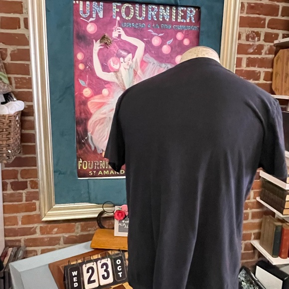 T shirt - Picture 3 of 4